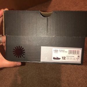 Men’s ugg slippers